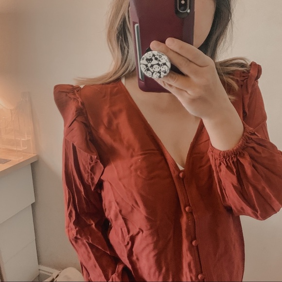 Universal Threads▪️Rust Ruffle Sleeves‎ Blouse. M - Picture 12 of 14